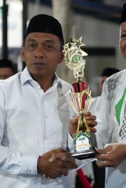 Maulid Akbar di Taman Usman Isa, Bupati Syaharuddin Serukan Penguatan Akhlak